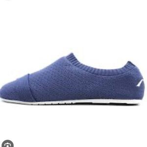 Clever Soles Shoe Blue M 9 New Without Box